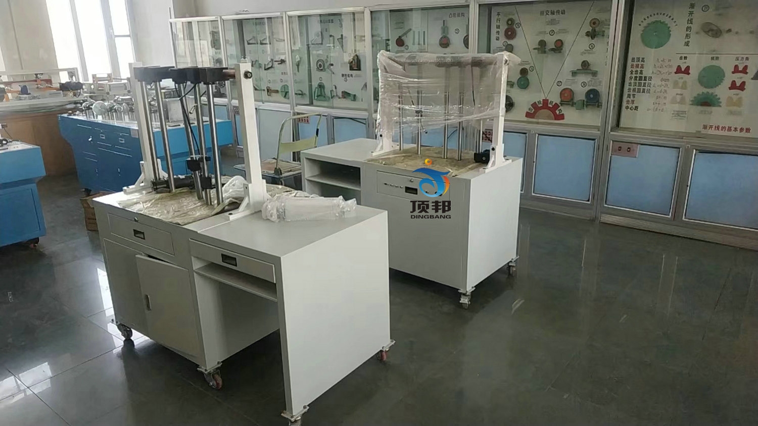 哈尔滨工业大学机构系统创新搭接及运动分析实验台(图4)